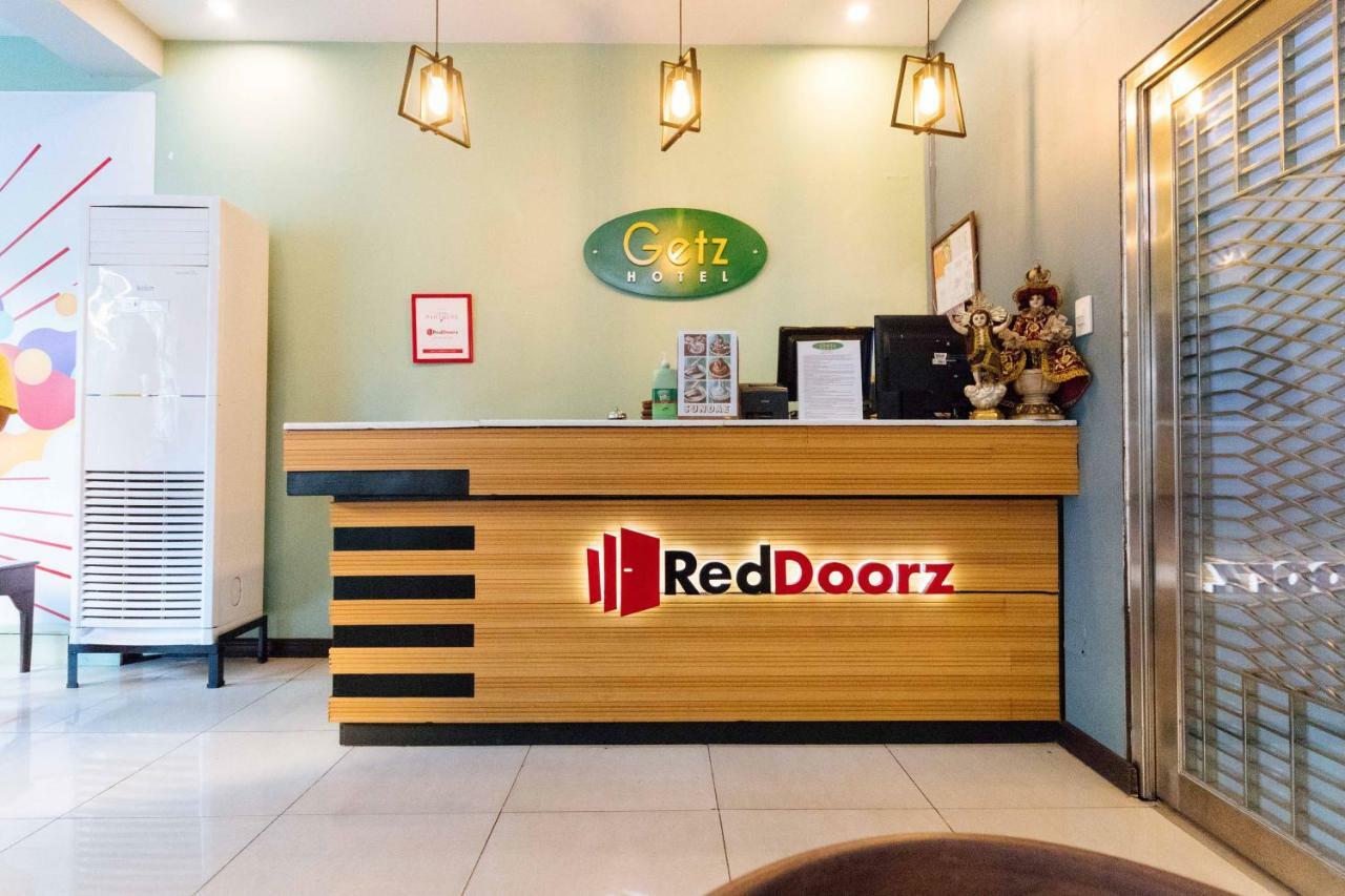 Reddoorz Plus @ Tayuman Манила Экстерьер фото